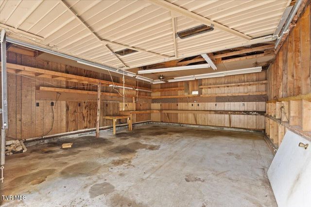132 Swimming Pool Road, Hampton, TN 37658