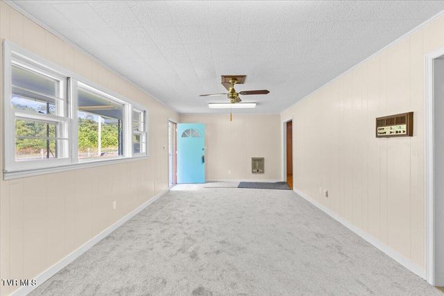 132 Swimming Pool Road, Hampton, TN 37658