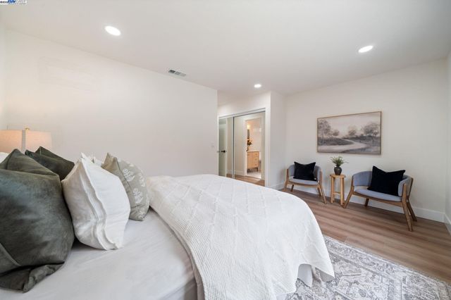 31314 San Andreas Dr, Union City, CA 94587