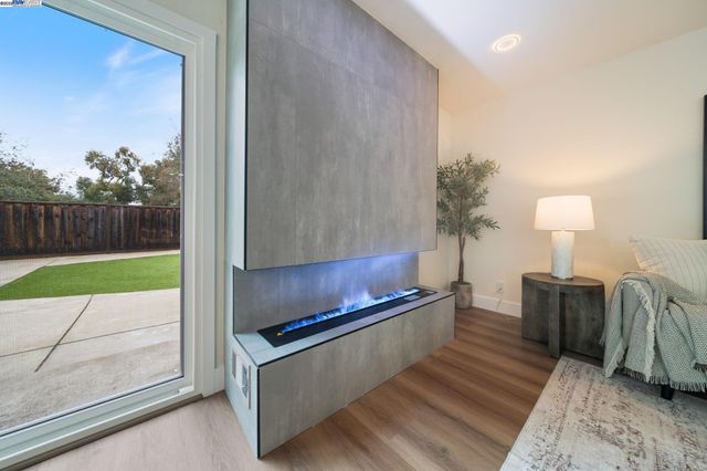 31314 San Andreas Dr, Union City, CA 94587