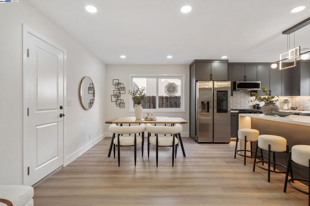 31314 San Andreas Dr, Union City, CA 94587