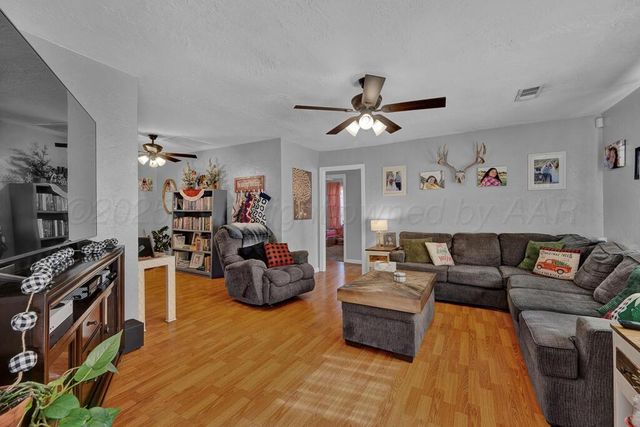 530 W STUDEBAKER Avenue, Amarillo, TX 79108