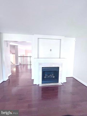 15260 ROSEMONT MANOR DR, Haymarket, VA 20169