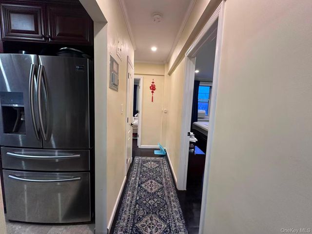2704 Parsons Boulevard 6B, Flushing, NY 11354