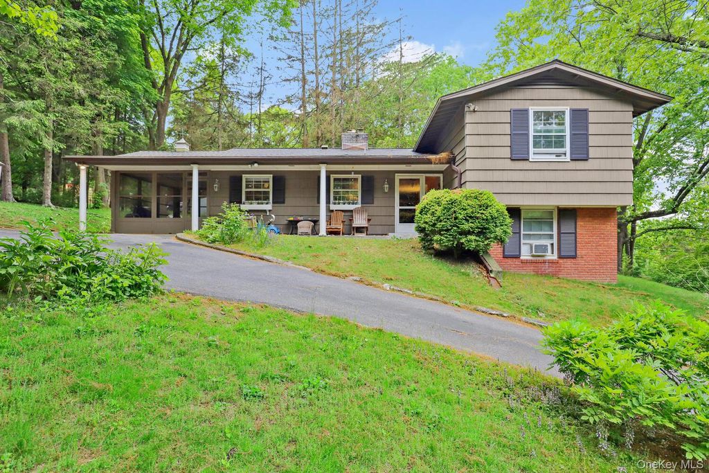 104 Forest Drive, Mount Kisco, NY 10549