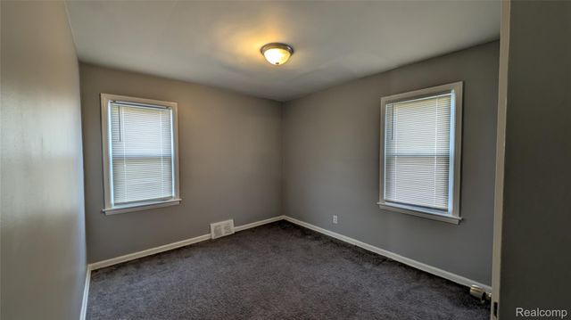 21338 Pembroke Avenue, Detroit, MI 48219