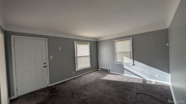 21338 Pembroke Avenue, Detroit, MI 48219