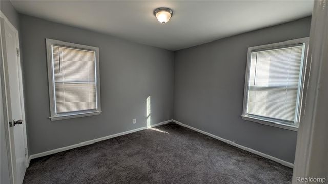 21338 Pembroke Avenue, Detroit, MI 48219