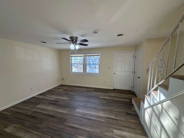 53 Pilgrim Cir 53, Methuen, MA 01844