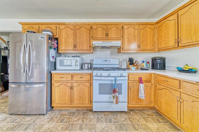 504 6th STREET, Waterford, WI 53185