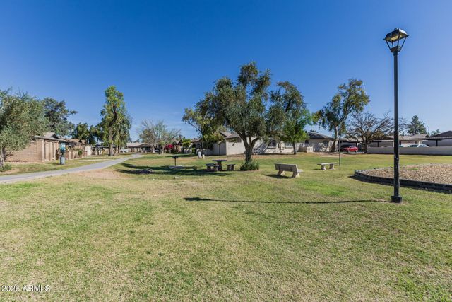 1005 W LAGUNA Drive, Tempe, AZ 85282