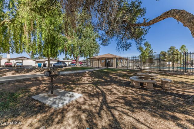 1005 W LAGUNA Drive, Tempe, AZ 85282