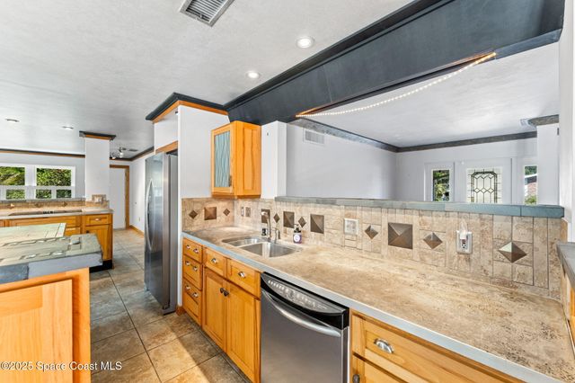 11 Highview Drive, Cocoa, FL 32922