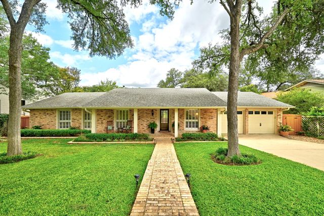 2500 Forest Bend DR, Austin, TX 78704