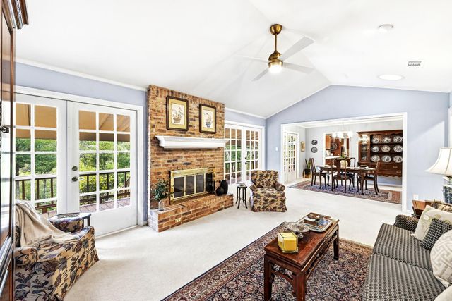 2500 Forest Bend DR, Austin, TX 78704