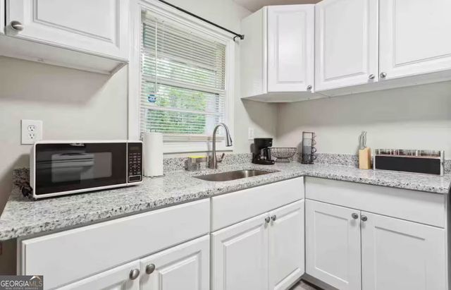 1082 Holly Cirlce Circle, Forest Park, GA 30297