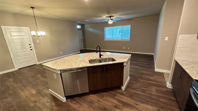9832 Grosbeak Lane, Magnolia, TX 77354