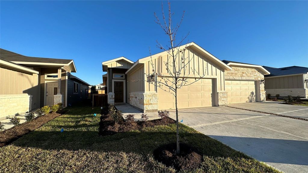 9832 Grosbeak Lane, Magnolia, TX 77354