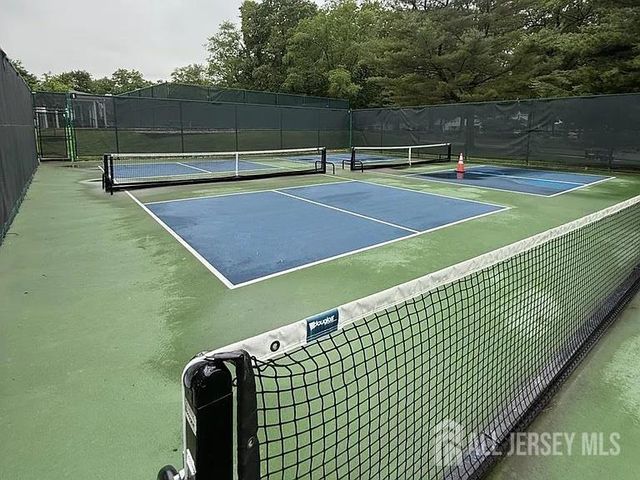 8-O Sussex Way 8O, Monroe, NJ 08831