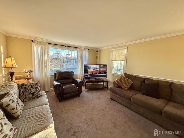 8-O Sussex Way 8O, Monroe, NJ 08831