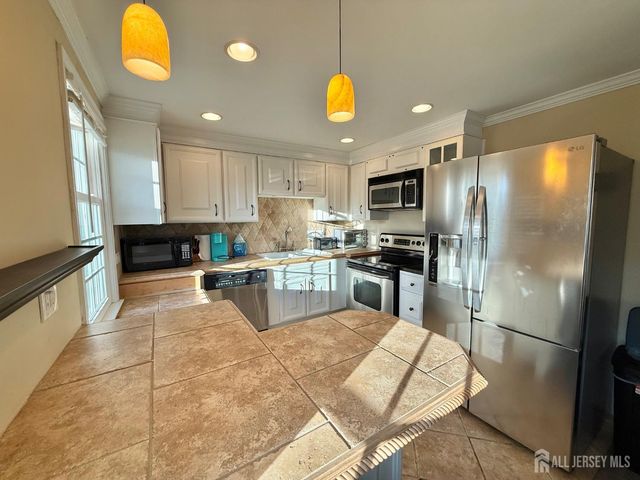 8-O Sussex Way 8O, Monroe, NJ 08831