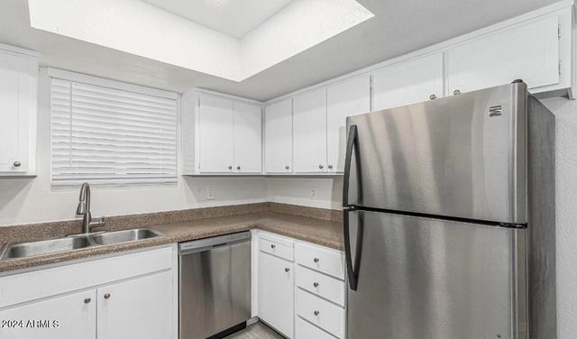 1826 N 51st Street 24, Phoenix, AZ 85008