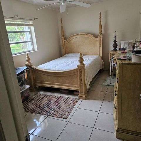 7202 NW 73rd Street, Tamarac, FL 33321
