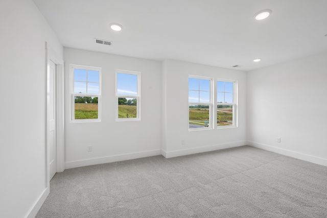 2597 Peaceful Valley Dr, Columbia, TN 38401