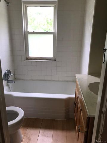 1861 Academy Street, Ferndale, MI 48220