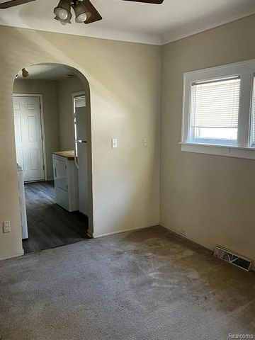 1861 Academy Street, Ferndale, MI 48220