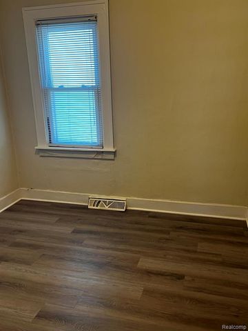 1861 Academy Street, Ferndale, MI 48220