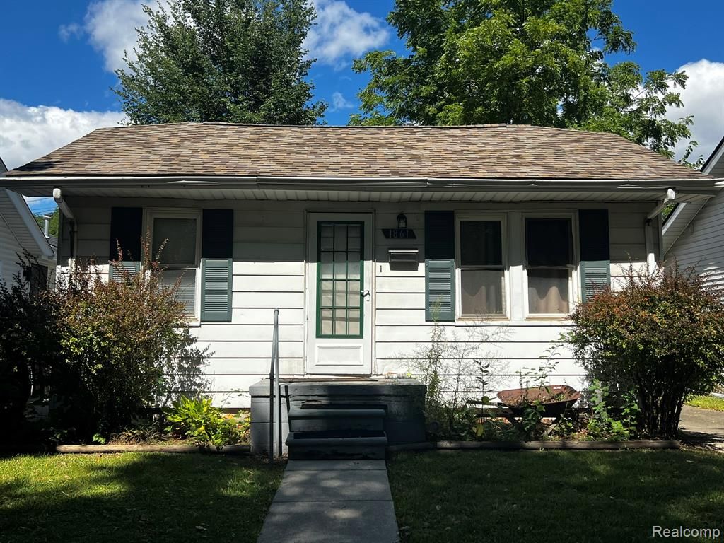 1861 Academy Street, Ferndale, MI 48220
