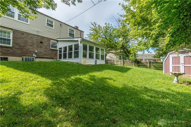 301 Topton Drive, Vandalia, OH 45377