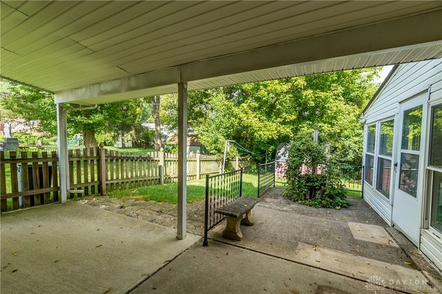 301 Topton Drive, Vandalia, OH 45377