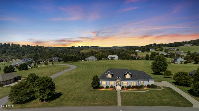 96 Belle Arden Drive, Greeneville, TN 37745