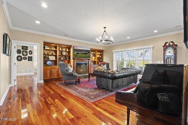 96 Belle Arden Drive, Greeneville, TN 37745