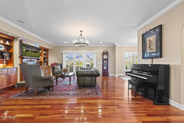 96 Belle Arden Drive, Greeneville, TN 37745