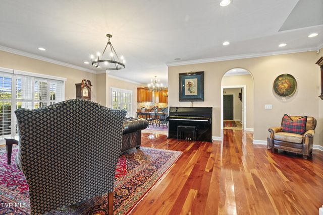 96 Belle Arden Drive, Greeneville, TN 37745