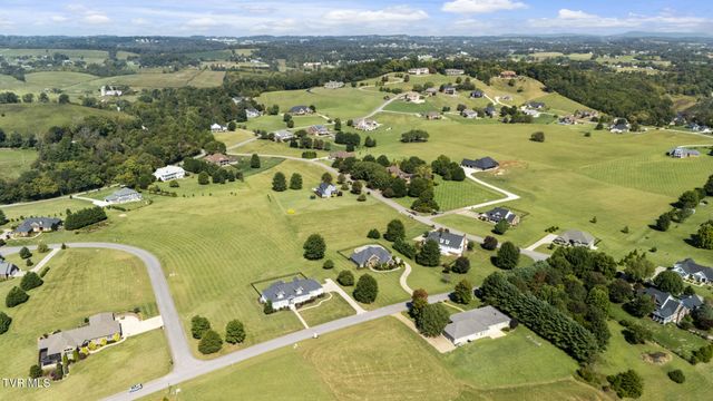 96 Belle Arden Drive, Greeneville, TN 37745