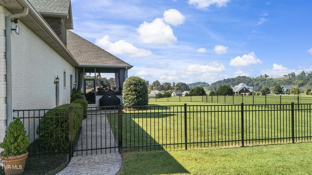 96 Belle Arden Drive, Greeneville, TN 37745