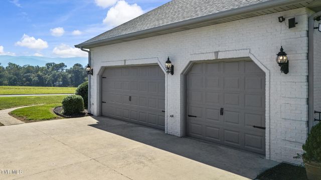 96 Belle Arden Drive, Greeneville, TN 37745