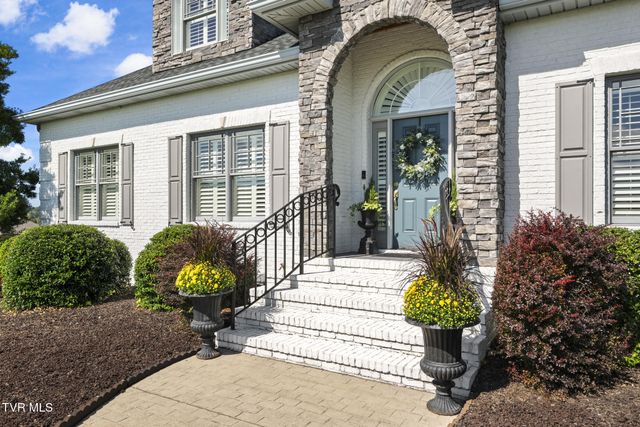 96 Belle Arden Drive, Greeneville, TN 37745