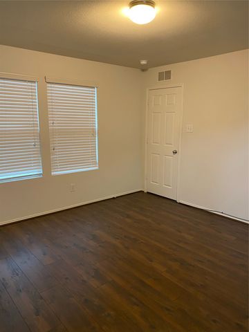 1721 Gayla Creek Drive, Little Elm, TX 75068