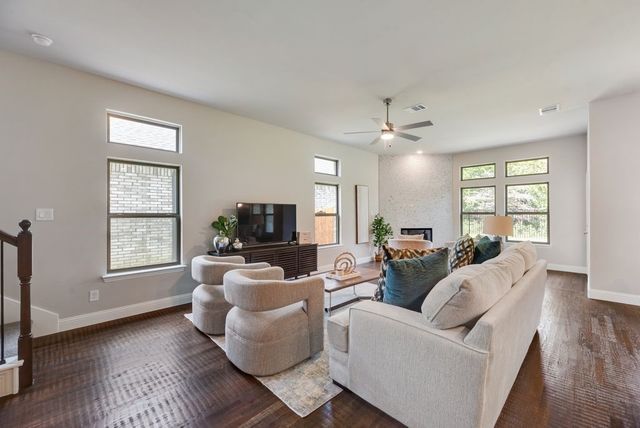 2914 Bridgepoint Street, Crandall, TX 75114