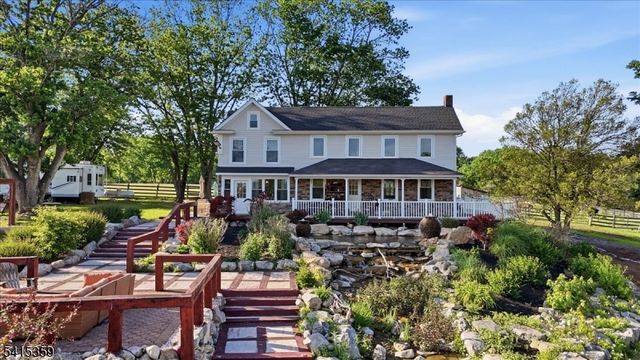 72 Pond Ln, Holland Twp., NJ 08848