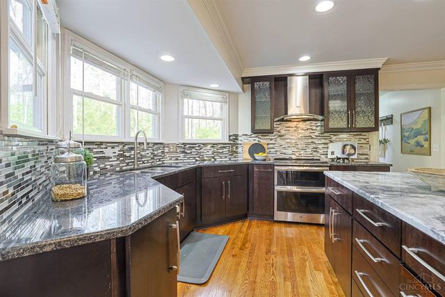 10564 Stablehand Drive, Symmes Twp, OH 45242