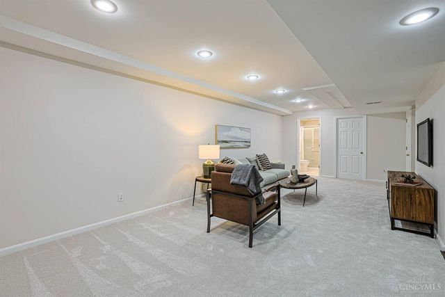 10564 Stablehand Drive, Symmes Twp, OH 45242
