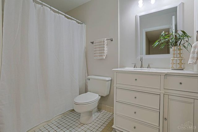 10564 Stablehand Drive, Symmes Twp, OH 45242