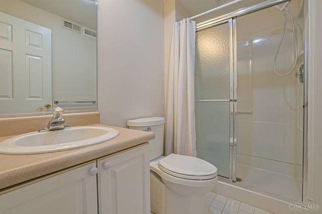 10564 Stablehand Drive, Symmes Twp, OH 45242