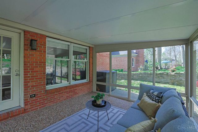 10564 Stablehand Drive, Symmes Twp, OH 45242